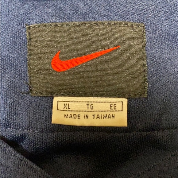 Vintage Nike Air Force 1 Jersey - Picture 3 of 3